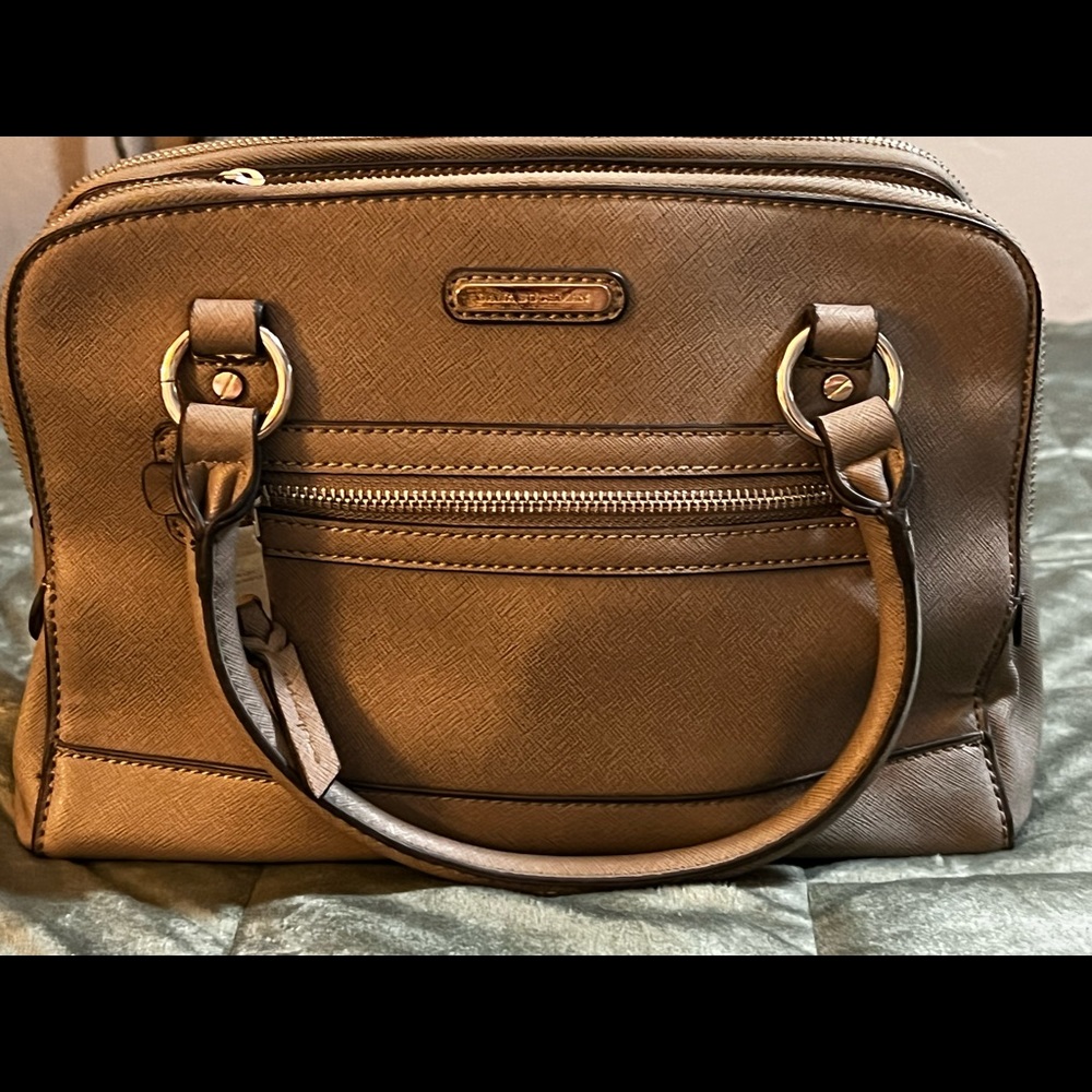 Purse - Picture 2 of 4
